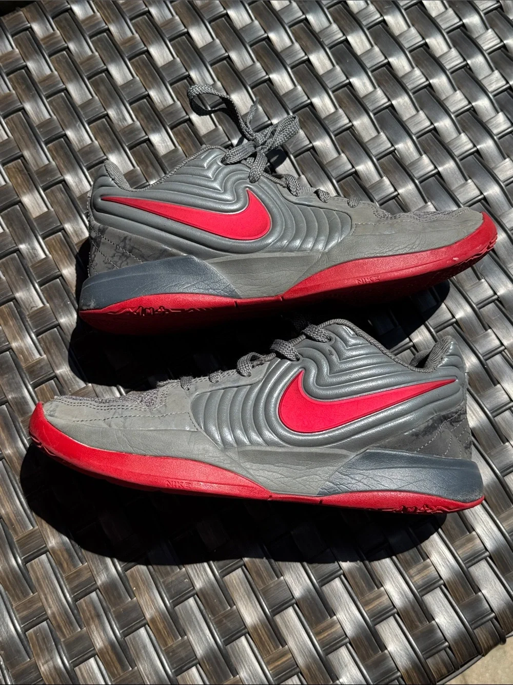 Rare Ja2 Nike Youth Sneakers 7Y King Of The Court Red Grey